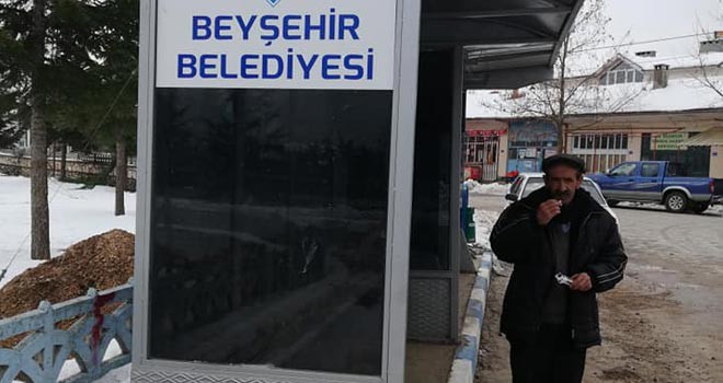 Beyşehir’de mahallelere bekleme durağı kuruldu