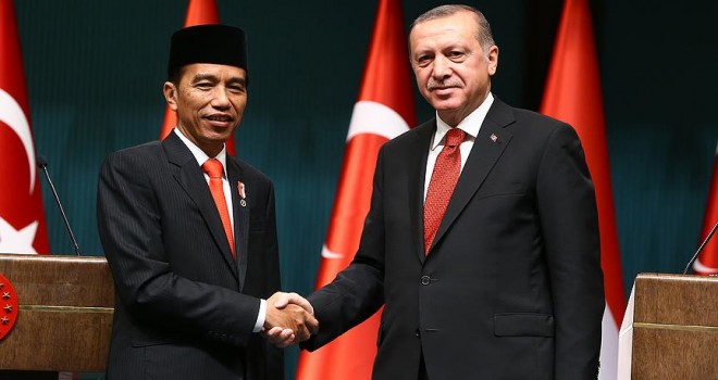 Endonezya Cumhurbaşkanı Widodo'dan Erdoğan'a seçim tebriği