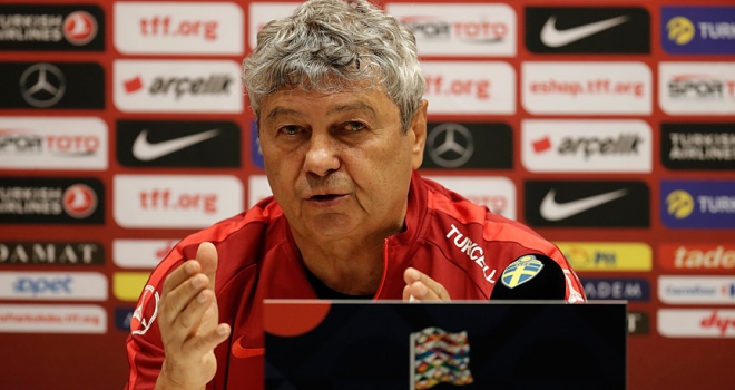 A Milli Futbol Takımı Teknik Direktörü Lucescu: Başaramazsak Allahaısmarladık der ve çeker giderim 