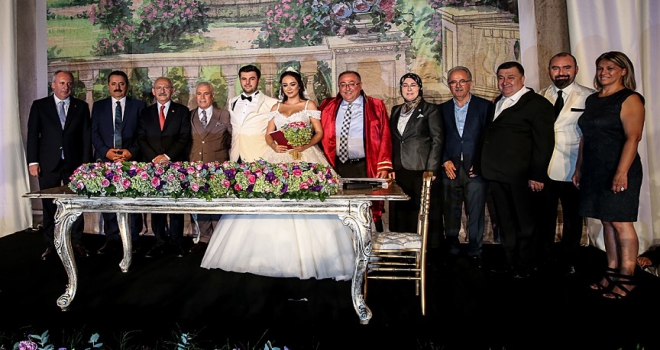 Kılıçdaroğlu, nikah şahidi oldu