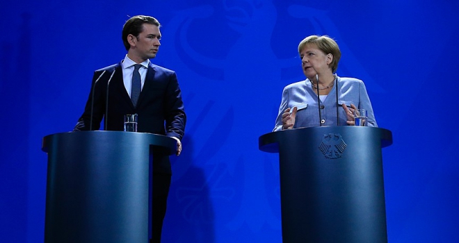 Merkel ve Kurz ABnin dış sınırlarını korumayı istiyor