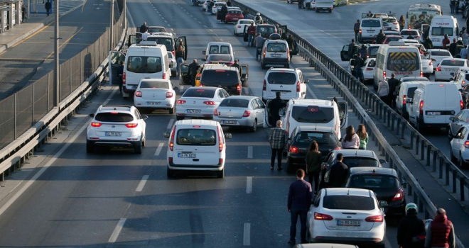 Büyük Önder Atatürkü anıyoruz