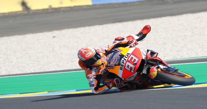 Fransa’da gülen Marc Marquez oldu