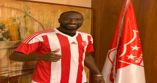 Sivasspor, Mustapha Yatabareyi transfer etti