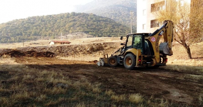 Kızını polislik sınavına hazırlamak için parkur yaptı 