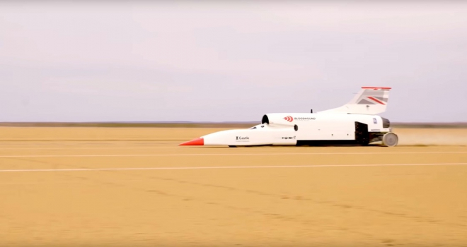 Süpersonik araç Bloodhound Güney Afrikada hız rekoru kırdı