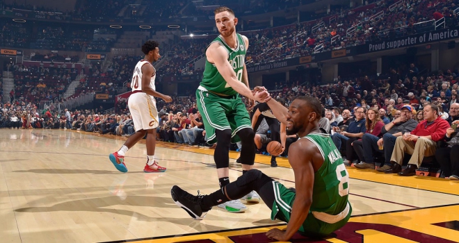 Celtics maçı kazandı, Haywardı kaybetti