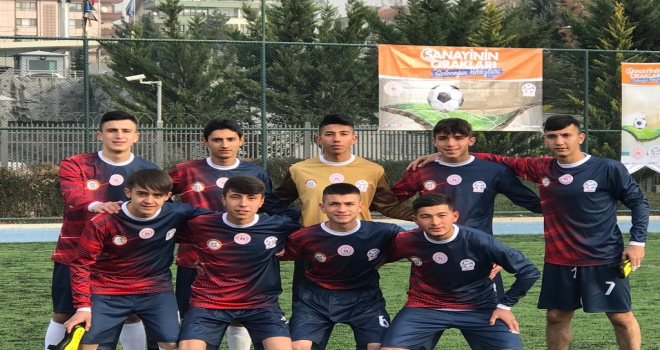 Çubuklu çıraklar futbol turnuvasında ikinci oldu