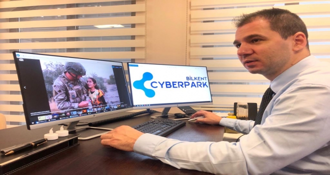 Bilkent CYBERPARK Genel Müdürü İnaltekin, AAnın Yılın Fotoğrafları oylamasına katıldı