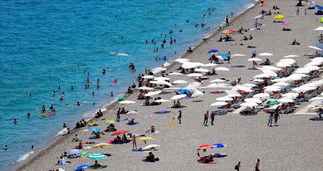 İstanbullular oy vermek için tatillerini erteledi