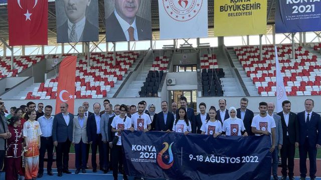 Gençlik ve Spor Bakanı Kasapoğlu, Konya Atletizm Pisti'nin açılışında konuştu