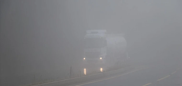 Bolu Dağı'nda sağanak ve sis