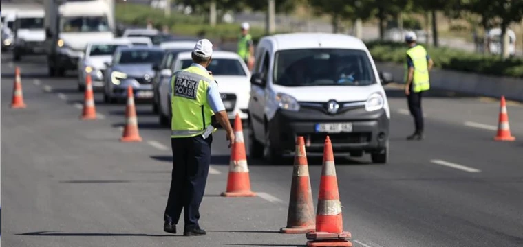 YARIN BU YOLLAR TRAFİĞE KAPALI!