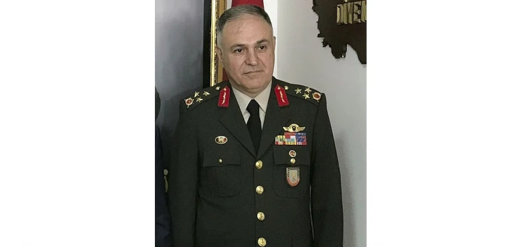 2'nci Ordu Komutanı Orgeneral Metin Gürak kimdir, nereli ve hangi görevlerde bulundu?