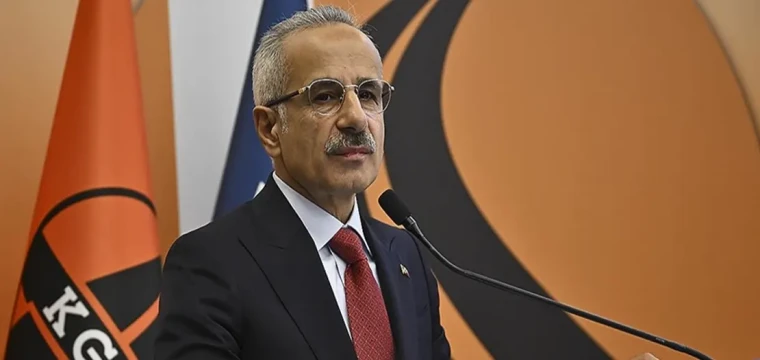 Bakan Uraloğlu: Akıllı ve Otonom Yol Altyapısı