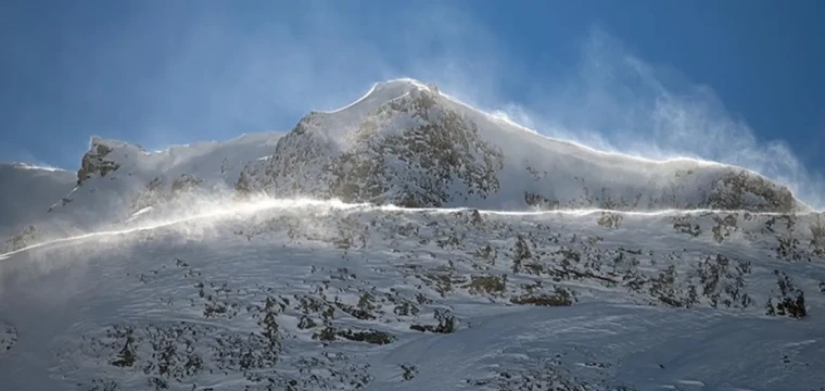 Yarım Metreyi Aşan Kar, Bahçesaray Yolunda Mücadele