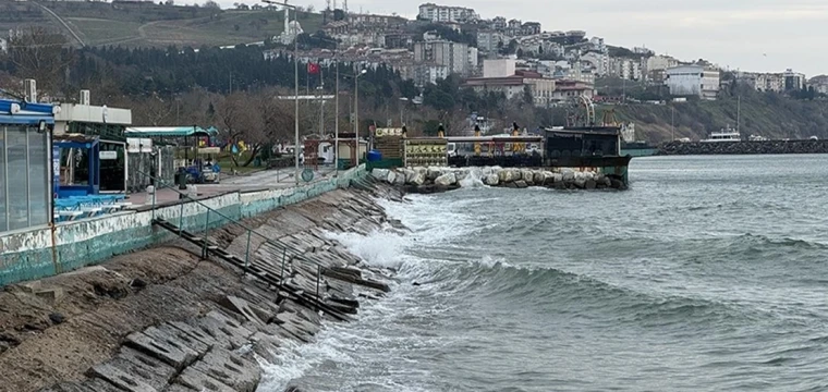 Tekirdağ'da deniz ulaşımına poyraz engeli