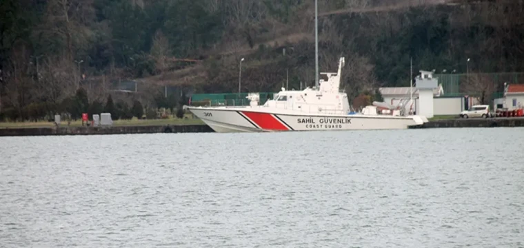 Zonguldak'ta Batan Gemide Kayıp Personel Aranıyor