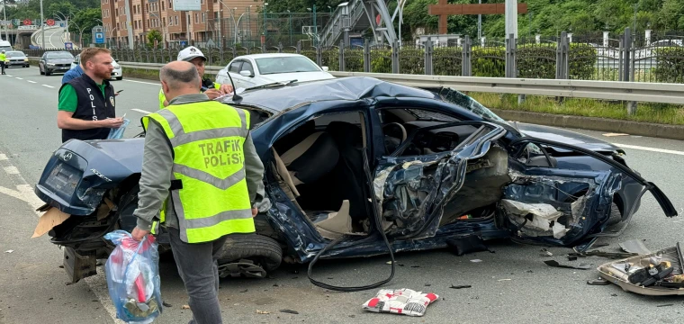 Kazada ölen anne ve 2 çocuğu, son yolculuklarına uğurlandı