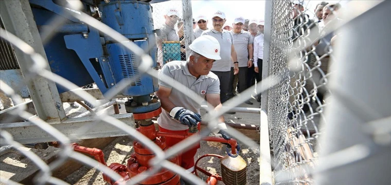 Petrol araştırma, arama ve sondaj faaliyetlerindeki işçiler için çalışma saati düzenlemesi