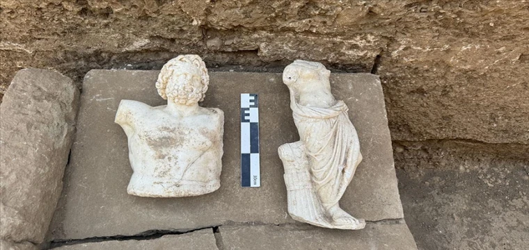 Zeus ve Afrodit heykelleri arkeologları heyecanlandırdı