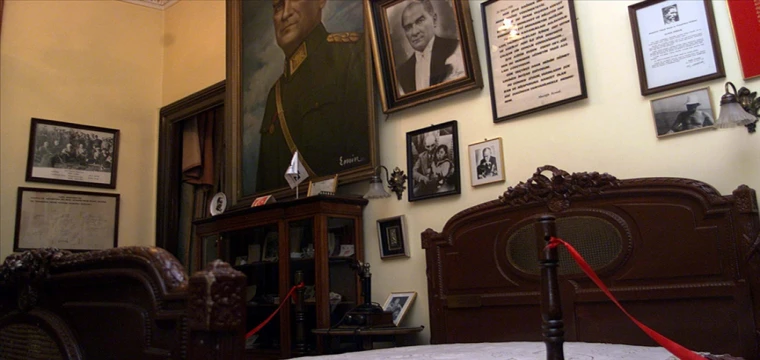 Atatürk Müzesi yeniden açılıyor