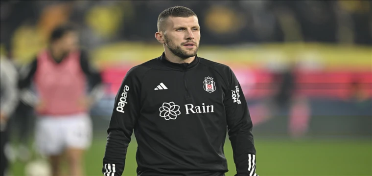 Beşiktaş, Ante Rebic'le yollarını ayırdı