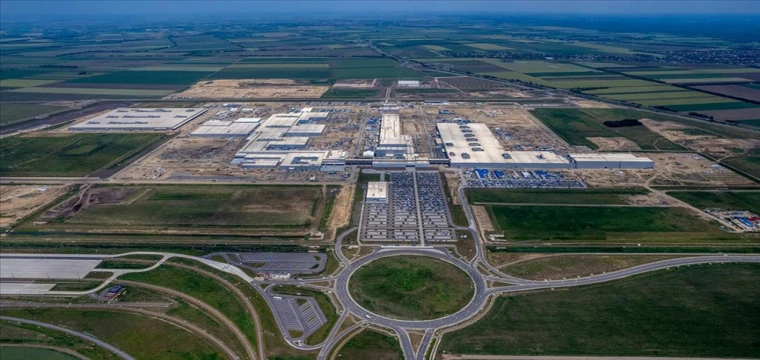 BMW'nin Macaristan fabrikasının inşası Togg referansıyla Türk firmasına emanet