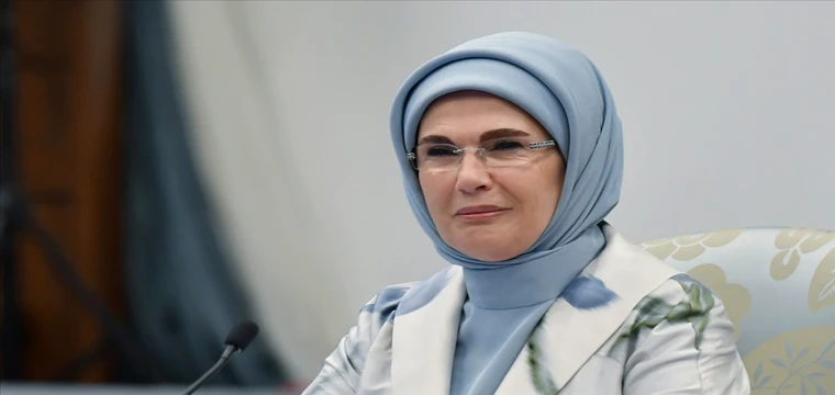 Emine Erdoğan'dan aşure günü mesajı