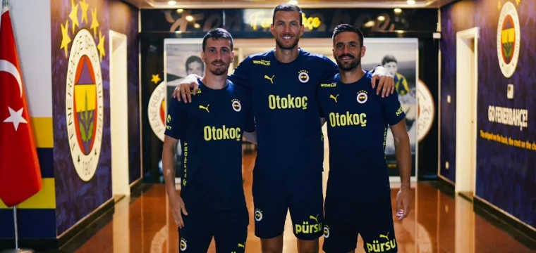 Futbolculardan takımlarına övgü yağdı 