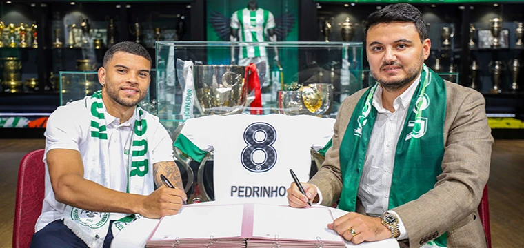 Konyaspor PEDRİNHO’yu renklerine bağladı