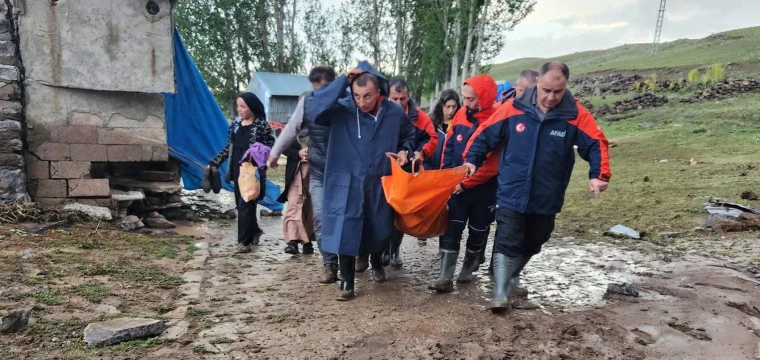 Ordu ve Muş'ta sel felaketi: 2 kişi hayatını kaybetti