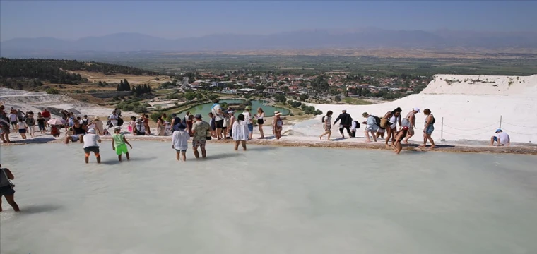 Pamukkale Su Debisi Düşüşü Endişelendiriyor