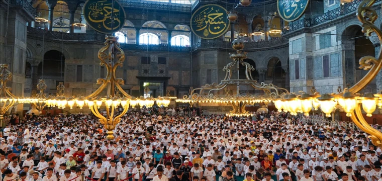 TÜGVA Öğrencileri Ayasofya’da Buluştu