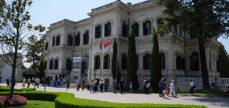 Yıldız sarayı'na yoğun ilgi