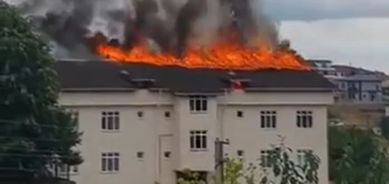 Yurt lojmanında yangın; 1 kişi dumandan etkilendi