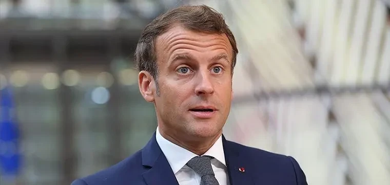 Anket: Fransızlar Macron'un azline destek