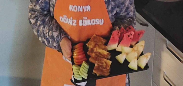 KONYA DÖVİZ’DE ŞEFİN HOT DOG SERİSİ