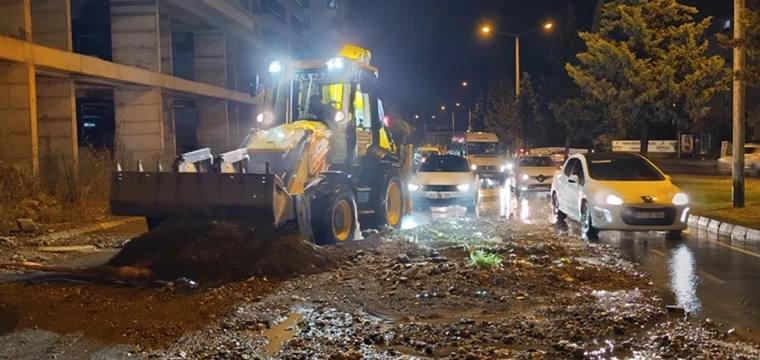 Sağanak hayatı olumsuz etkiledi