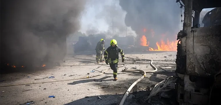 Zelenskiy: Rusya 100 Füze, 100 İHA Kullandı