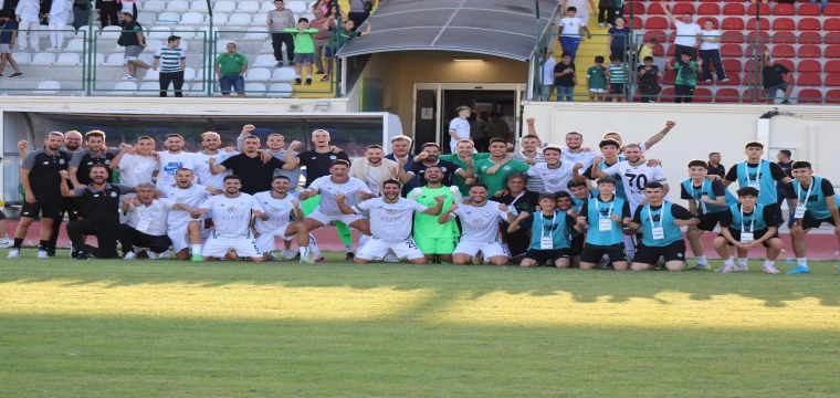 1922 Konyaspor sezonun ilk galibiyetini aldı! Tebrikler takım