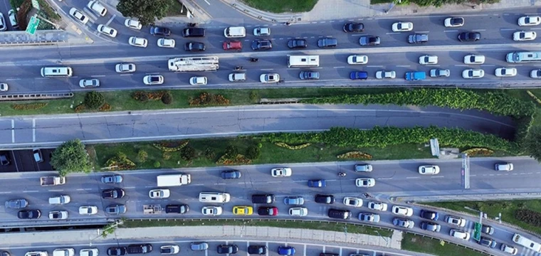 Ağustosta 211 bin taşıt trafiğe kaydedildi