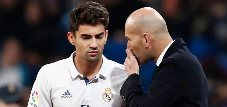 Enzo Zidane futbola veda etti!