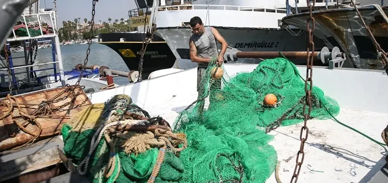 Hatay ve Mersin'de balıkçılar hazırlanıyor