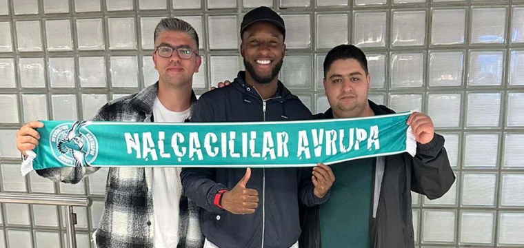 Konyaspor'un yeni transferi Bazoer Hollanda'dan seslendi