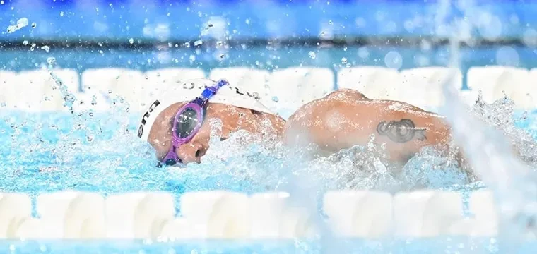 Umut Ünlü yüzmede finale yükseldi