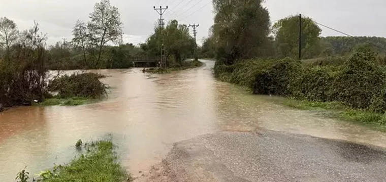 Irmağı'nda su seviyesi 2 metre yükseldi