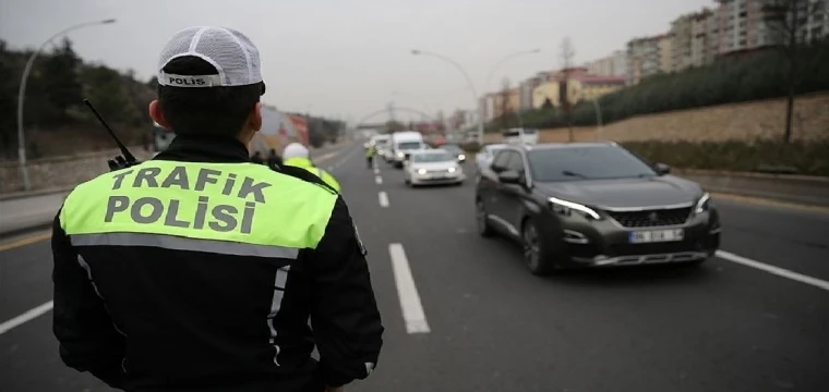 İstanbul'da yarın bazı yollar trafiğe kapatılacak