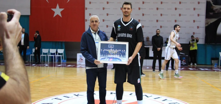 Basketbolda güzellikler yaşanıyor