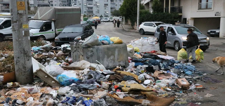 Buca'daki çöp yığınlarına tepkiler